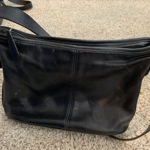 Black coach shoulder purse - barely used